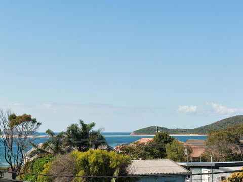 Barefoot Bliss @ Fingal Bay - Accommodation Ballina 1