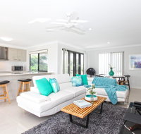 Beach Breeze Holiday House - Accommodation Ballina
