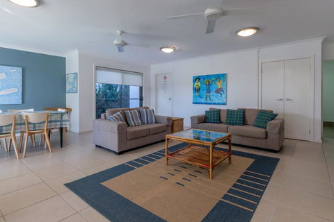 Beach House, Pacific Road, 1/20 - Accommodation Ballina 3