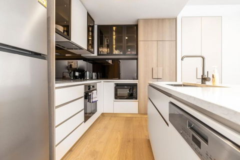 Restful Apt Near ANZAC Park West - Accommodation Ballina 3