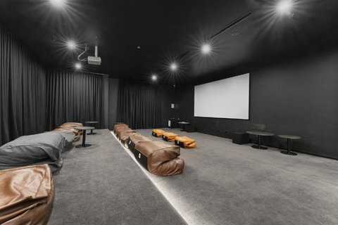 Refined 2-Bed With Luxurious Building Amenities - Accommodation Ballina 2