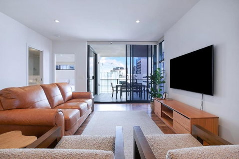 Regatta Hideaway - A Breezy Balcony Residence - Accommodation Ballina 0