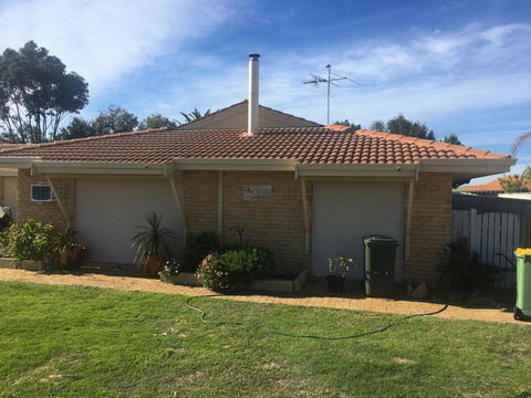 Relaxed Ocean View - Accommodation Ballina 0