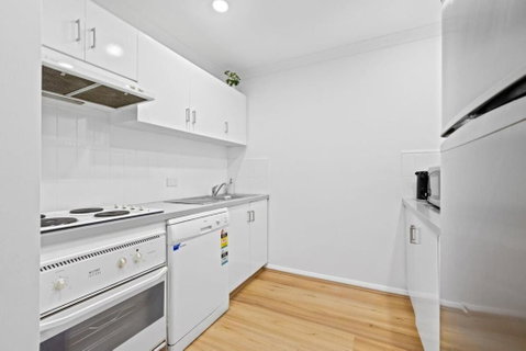 Renovated Family Apartment With Pool & WiFi - Accommodation Ballina 3