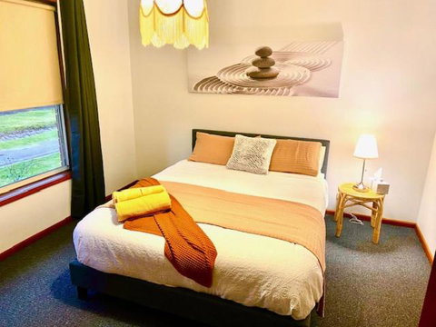 Retro Riverside Redan, Ballarat - Accommodation Ballina 1