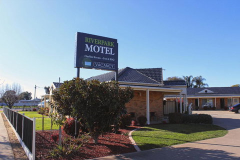 RiverPark Motel - Accommodation Ballina 0