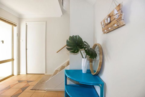 Riverside Views Hawks Nest - Accommodation Ballina 1