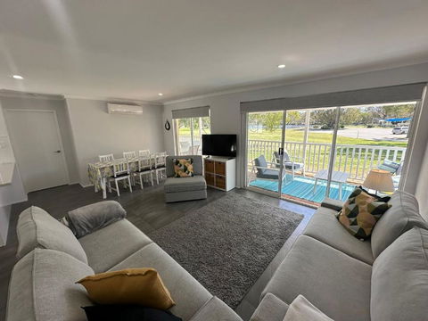 Riverview - South Yunderup - Accommodation Ballina 0