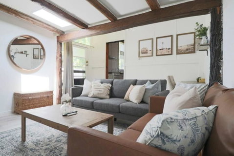 Rustic Chic 200 Metres From CBD - Accommodation Ballina 0