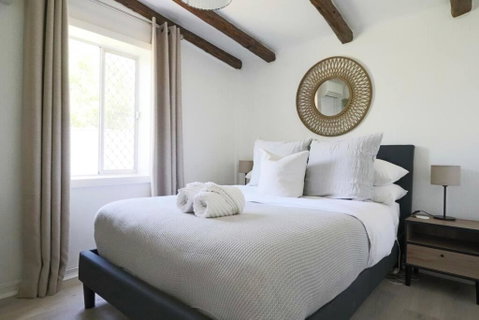 Rustic Chic 200 Metres From CBD - Accommodation Ballina 3