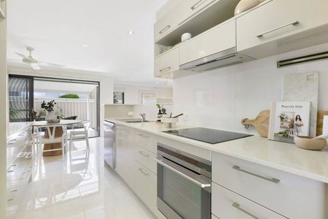 Riviera Road Miami - 4BRM Dual Villa - Accommodation Ballina 2