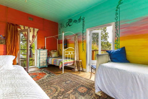 Robbie Burns Hotel Wyndham - Accommodation Ballina 1