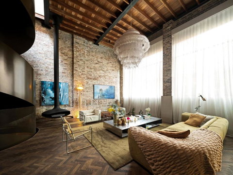 Rockstar, Surry Hills I30 - Accommodation Ballina 0