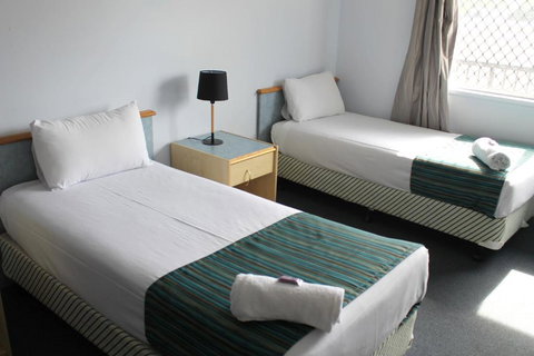 Rocky Glen Hotel Motel Gladstone - Accommodation Ballina 1
