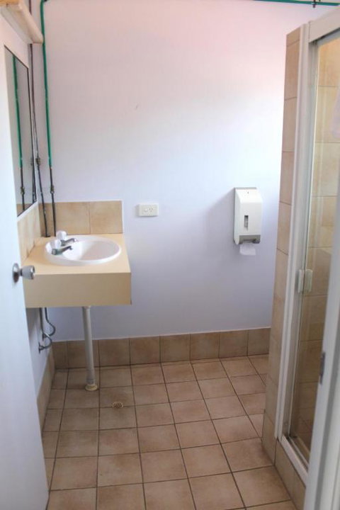 Rocky Glen Hotel Motel Gladstone - Accommodation Ballina 2