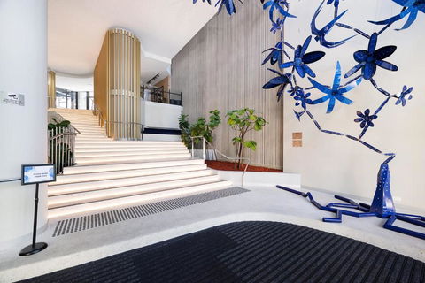 Rooftop Pool Stunning Apartment Queen Street - Accommodation Ballina 3