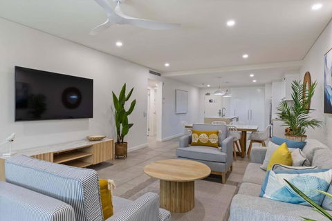 Rooftop Resort Oasis At Temple With Spa - Accommodation Ballina 2