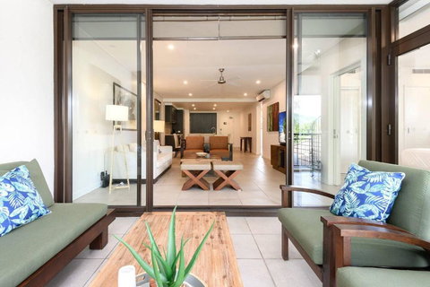 Rooftop Tranquility At Stunning Temple Resort - Accommodation Ballina 1