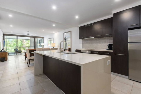 Rooftop Tranquility At Stunning Temple Resort - Accommodation Ballina 2