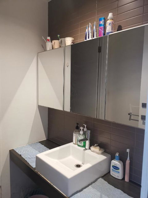 Room With King-size Bed Close To Melbourne CBD & Southern Cross Station - Accommodation Ballina 2