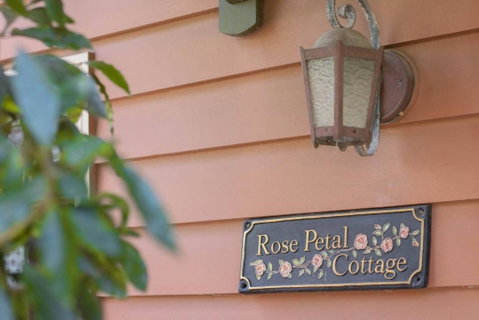 Rose Petal Cottage - Accommodation Ballina 1