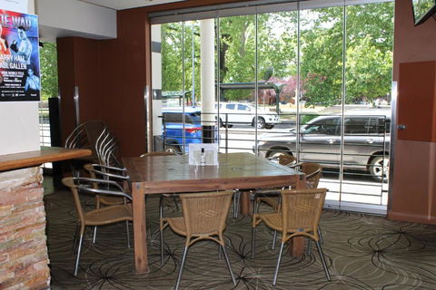Royal Hotel Orange - Accommodation Ballina 3