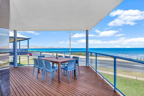 Sail Away - Aldinga Beach - C21 SouthCoast Holidays - Accommodation Ballina 0