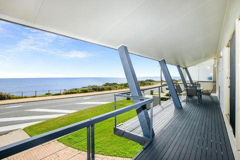 Salt - Aldinga Beach - C21 SouthCoast Holidays - Accommodation Ballina 1