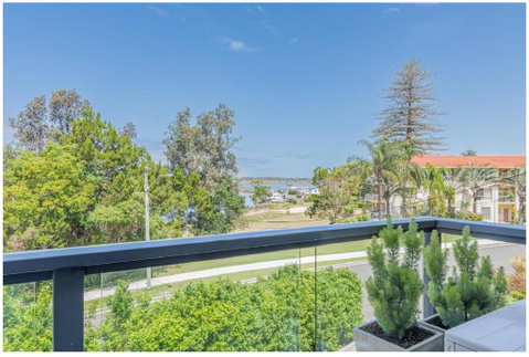 Salt & Sand Getaway - Accommodation Ballina 0