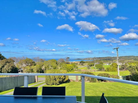 Saltwater Haven - Pets Welcome. Wifi. Amazing View - Accommodation Ballina 0