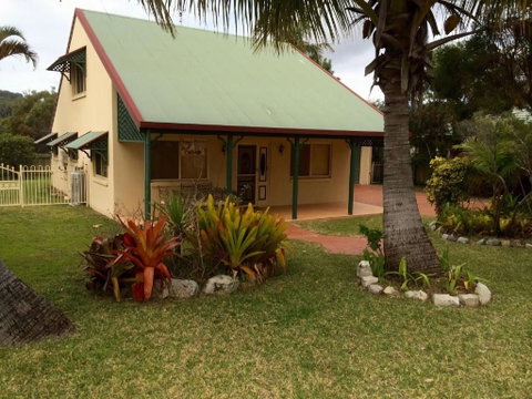 Sand Piper Cottage Rainbow Beach - Accommodation Ballina 0