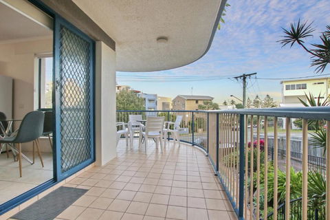 Sandalwood Unit 1 66 Lower Gay Tce - Accommodation Ballina 2