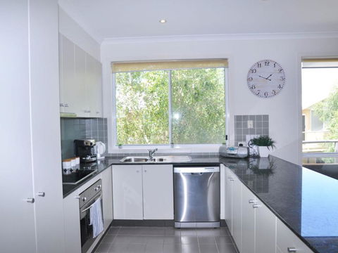 Sandpiper 3 - Close To Town And Beach - Accommodation Ballina 3