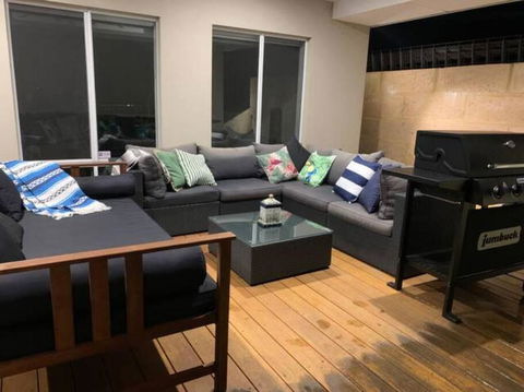 Sandpiper Island Tranquil Waterfront Views & Jetty - Accommodation Ballina 3