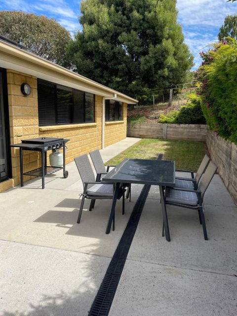 Sandstone Family Apartment - Accommodation Ballina 2