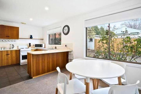 Sandy Bay Cozy Cottage Close To CBD - Accommodation Ballina 1