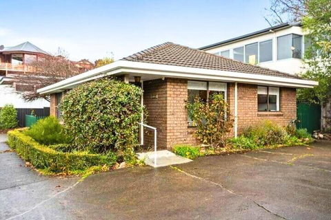 Sandy Bay Cozy Cottage Close To CBD - Accommodation Ballina 2