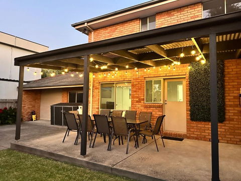 Sandy Beach House Cowes - Accommodation Ballina 0