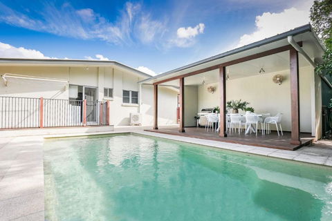 Sandy Burrows - Accommodation Ballina 1