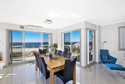 Sandy Cove Apartment The Entrance 31 - Accommodation Ballina 0