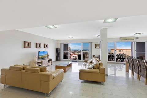 Sandy Cove Apartment The Entrance 48a - Accommodation Ballina 1