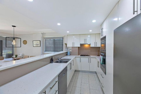 Sandy Cove Apartment The Entrance 8 - Accommodation Ballina 3