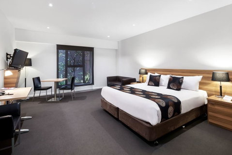Best Western Plus Ballarat Suites - Accommodation Ballina 1