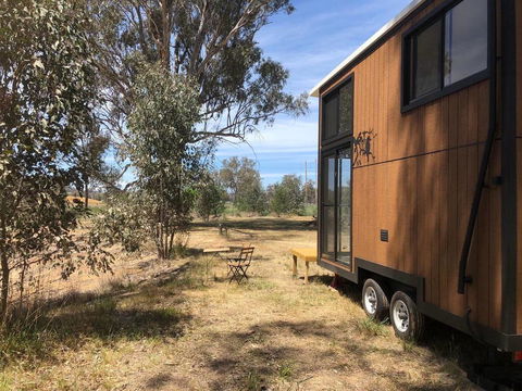 Big Tiny Jindera Park - Accommodation Ballina 0