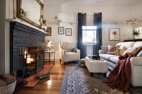 Birch House - Accommodation Ballina 0