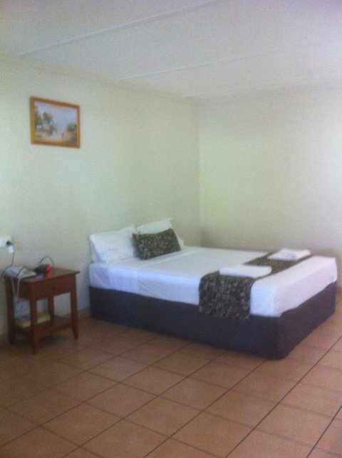 Black Nugget Hotel Motel - Accommodation Ballina 2