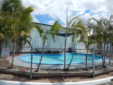 Blackwater Hotel Motel - Accommodation Ballina 0