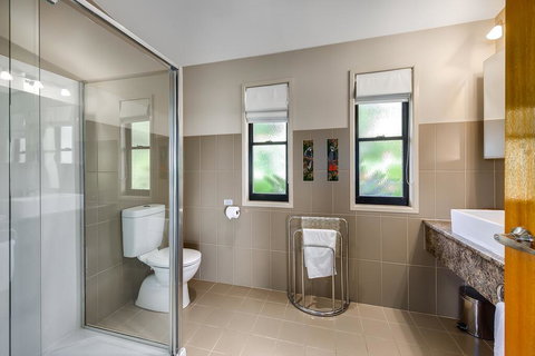 Blue Summit Cottages - Accommodation Ballina 1