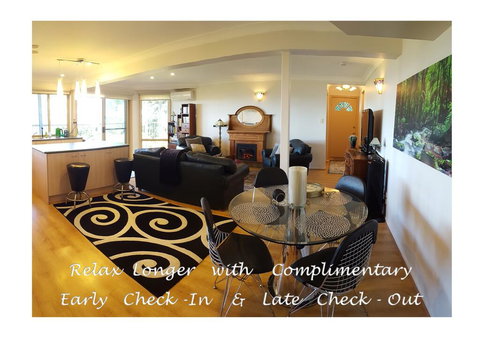 Blue With A View - Accommodation Ballina 0