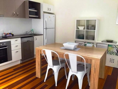Bluewater 2 - Rainbow Shores, Walk To Beach, Private And Stylish Beach Escape, All On Level - Accommodation Ballina 1